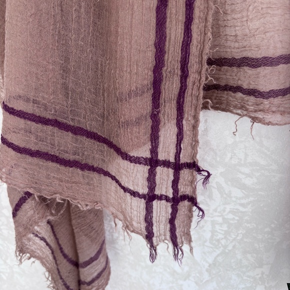 Benetton scarf Ultra Thin Pashmina - Picture 2 of 3